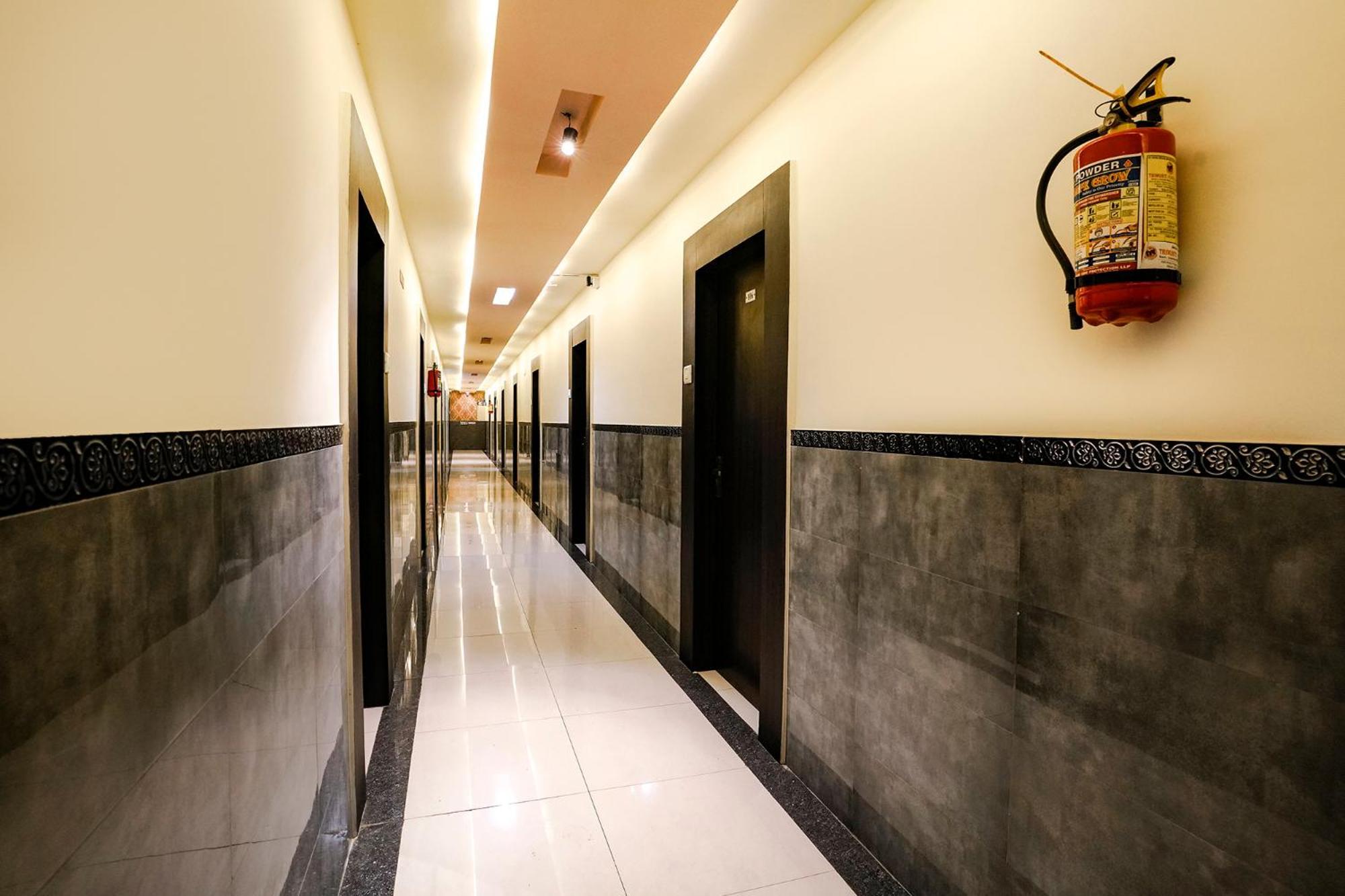 Fabhotel Sai Vihar Kolshet 外观 照片