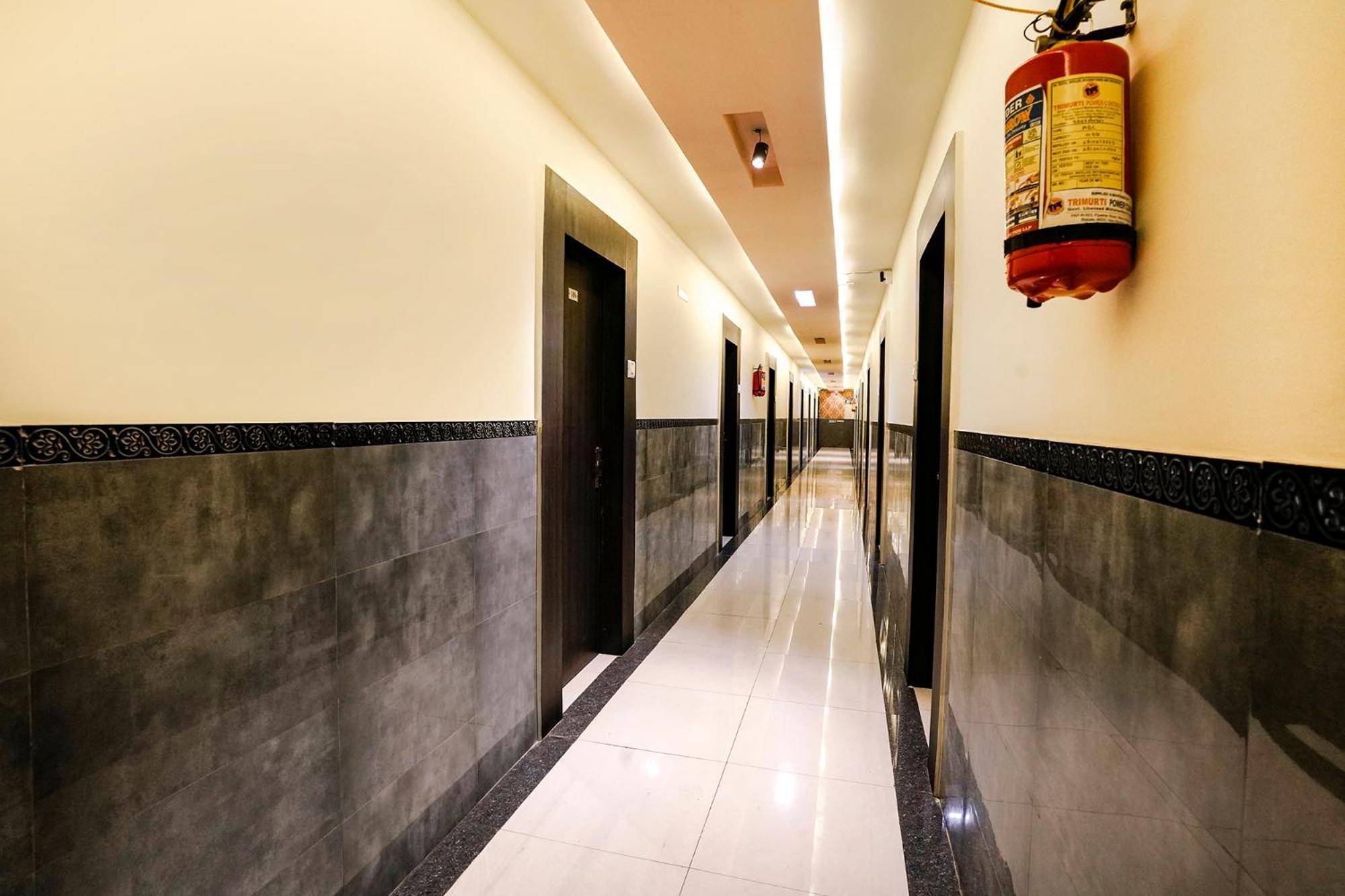 Fabhotel Sai Vihar Kolshet 外观 照片